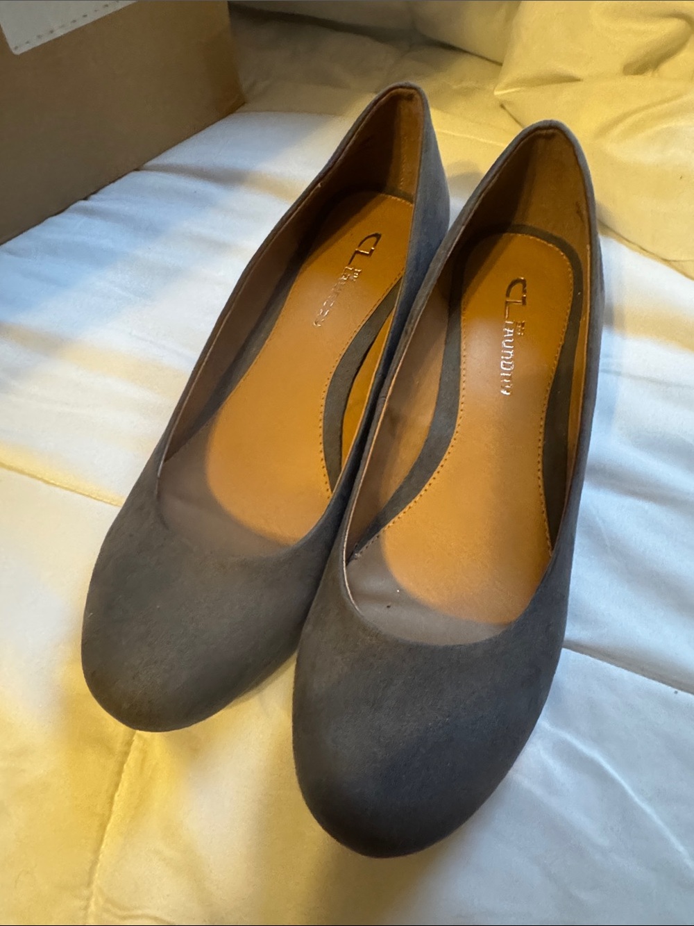 audrey Gray Suede Classic Round-Toe Ballet Flats